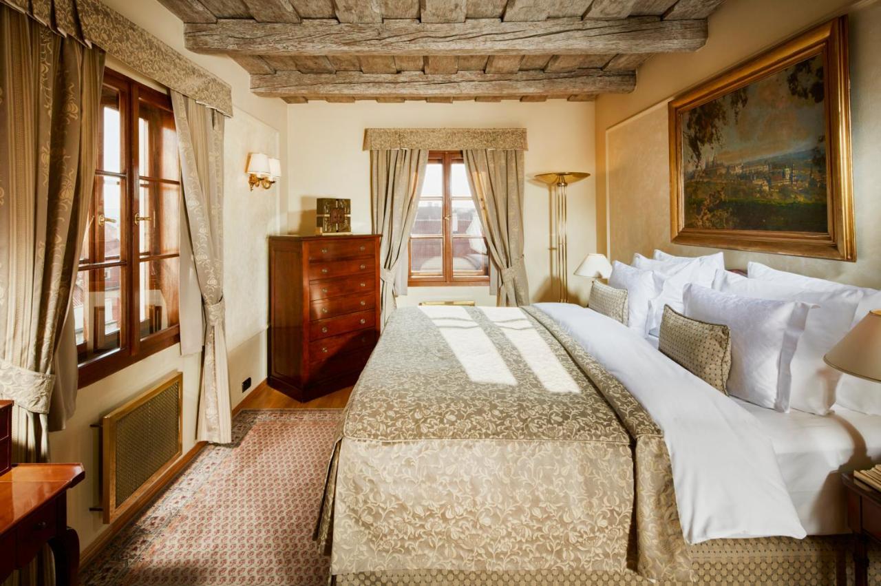 Hotel Golden Well Prag Exterior foto