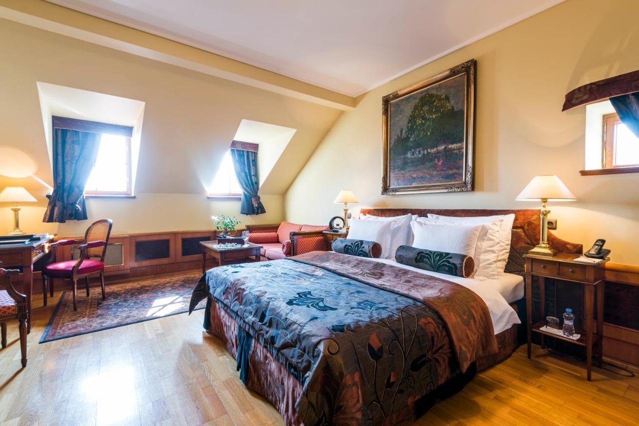 Hotel Golden Well Prag Exterior foto